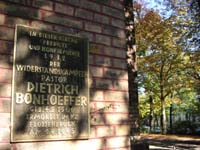 Erinnerung an Dietrich Bonhoeffers Wirken an der Zionskirche © Jodock